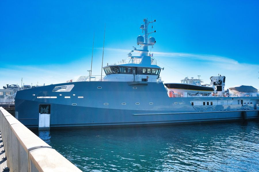 The superyacht Wingman